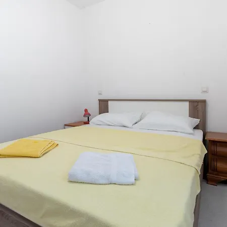 Apartment 2 Bedroom Amazing In Klek