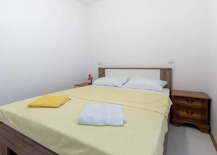 Apartman 2 Bedroom Amazing In Klek