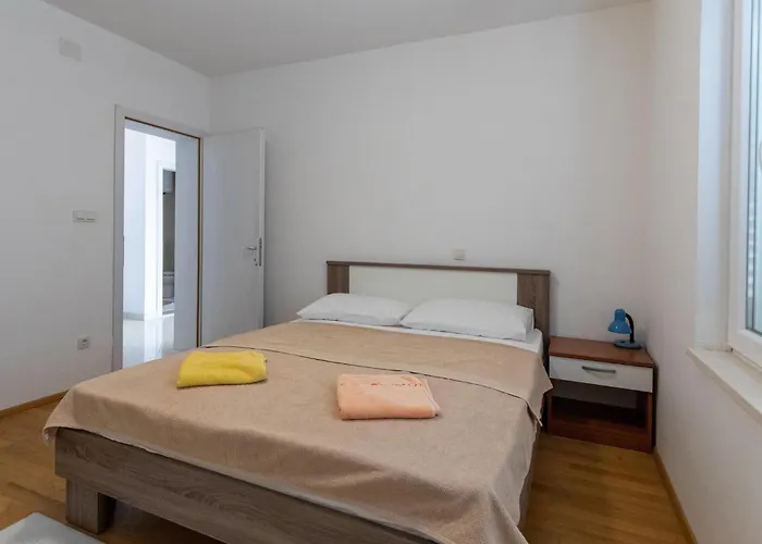 Apartman 2 Bedroom Amazing In *